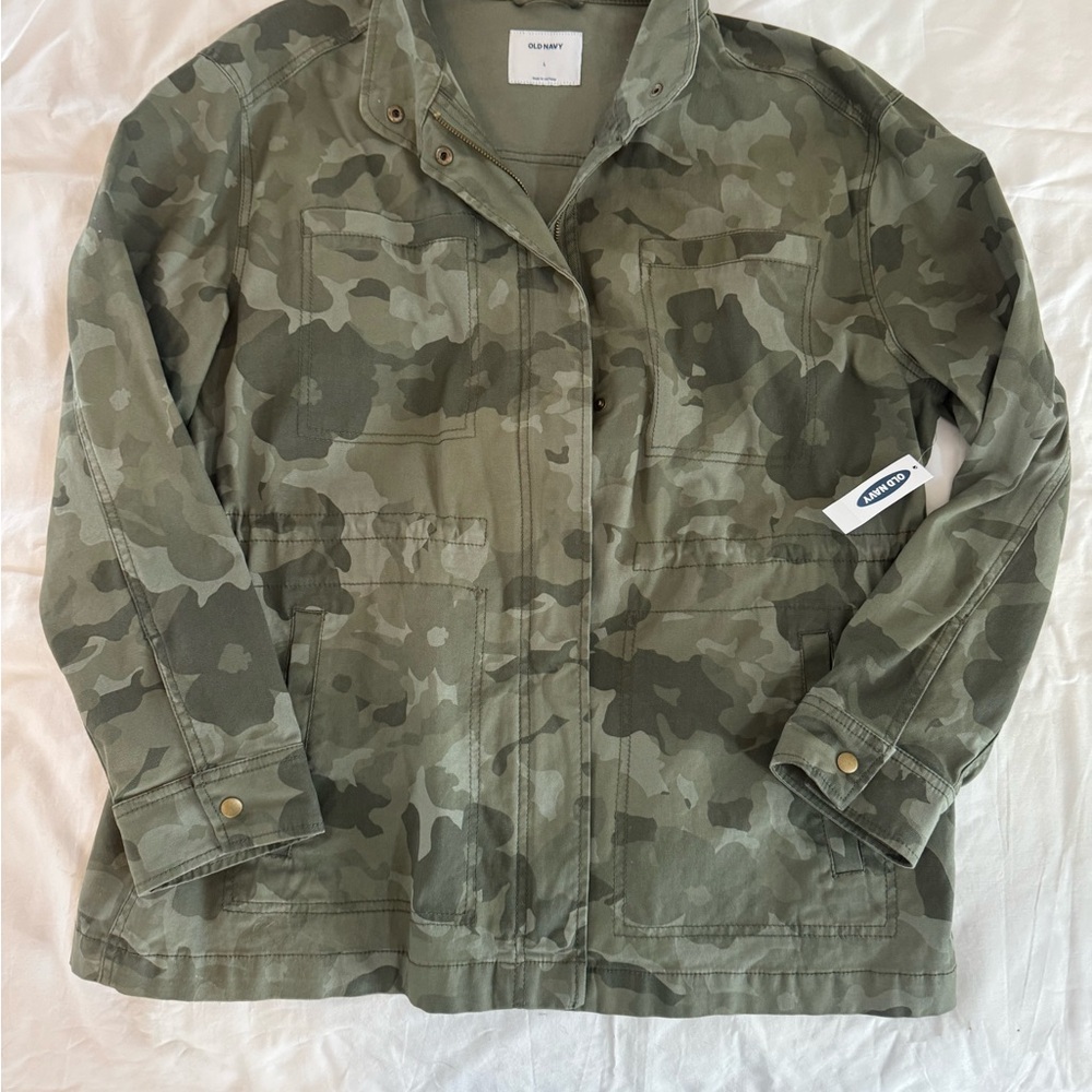 Old Navy Women's Green Camouflage Utility Jacket